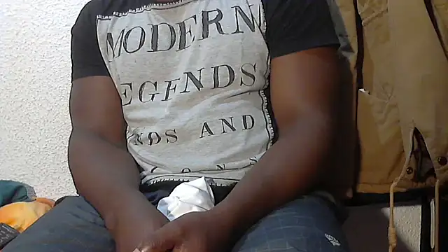 mmoiblack live sex cam