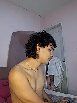 Fran_Smiths's cam snapshot