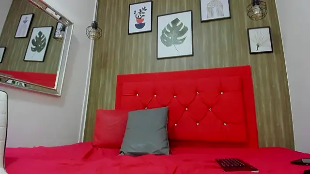 Thiagogomez live sex cam