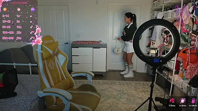 sweetbuttocks1's cam snapshot