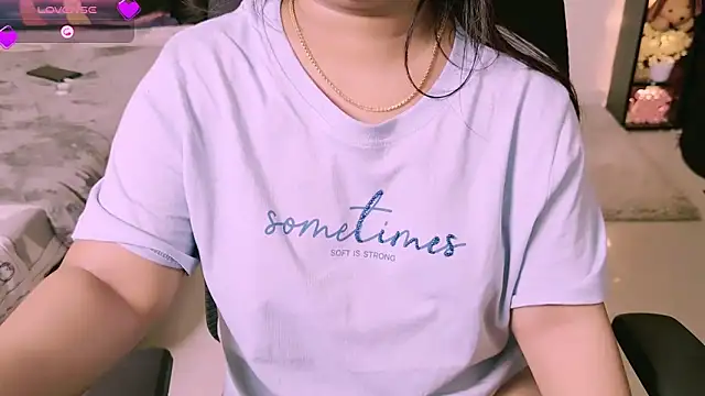 Khaleesiiii's cam snapshot