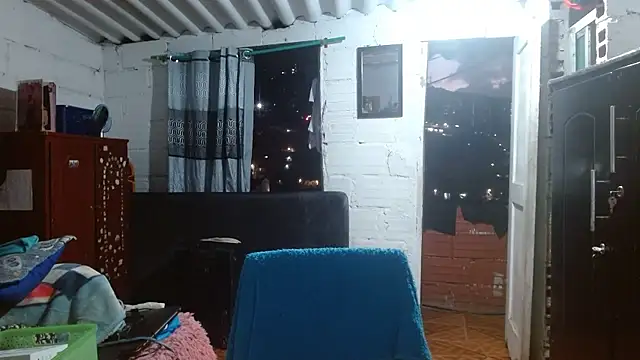 Larry-n-clouds's cam snapshot