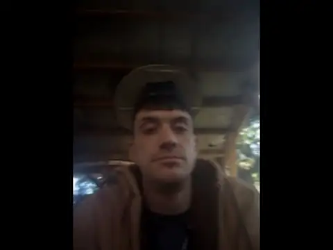 Polaroid_White's cam snapshot