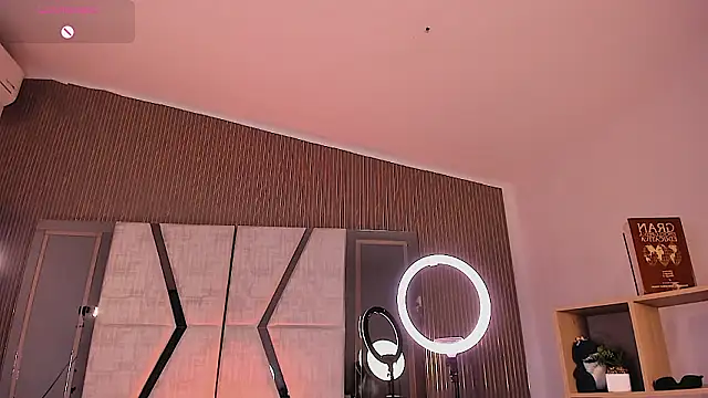 LiamDeep live sex cam