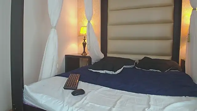 DemmiWild's cam snapshot