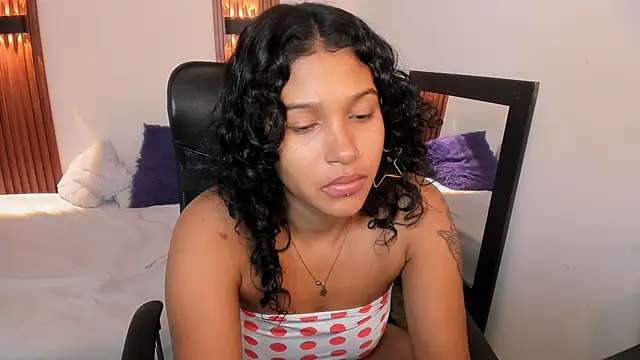 LyraFrost5's cam snapshot