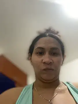 Carola-Ross live sex cam