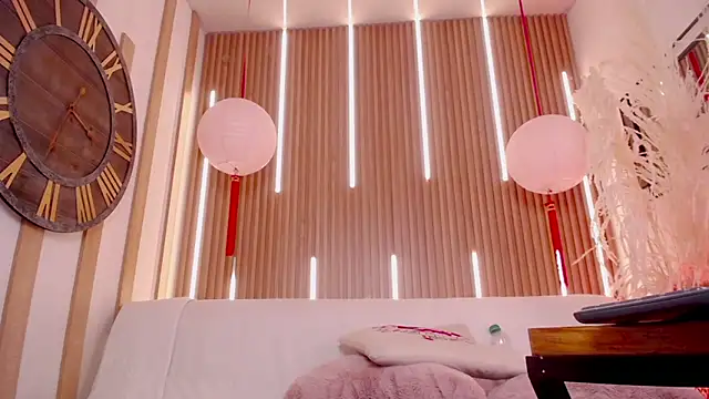 Aniie_Doll live sex cam