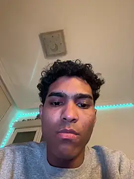 Ryan-hot live sex cam