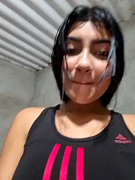 Sweed-virgin-pussy live sex cam