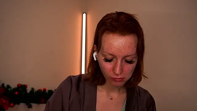 Liuba_Fox live sex cam