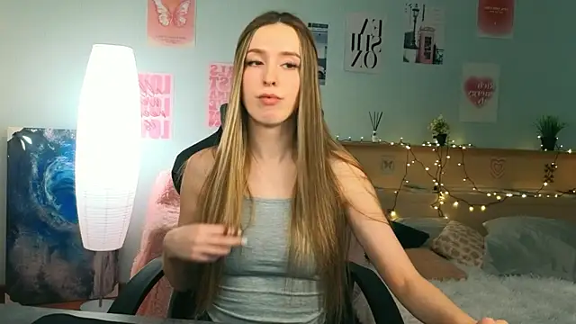 yourrdanceteacher's cam snapshot