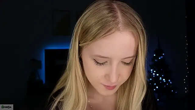 adele_armass's cam snapshot