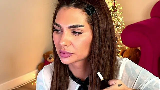 Tinydoll_XO's cam snapshot