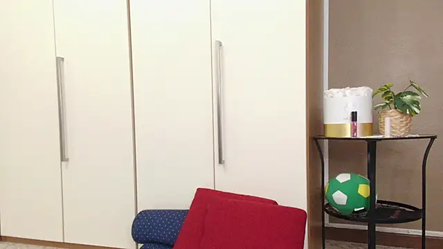 ScarletVerdi's cam snapshot