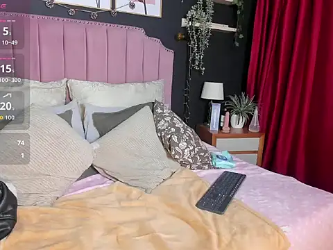 _iamfran_'s cam snapshot