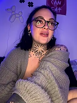 emmifly's cam snapshot