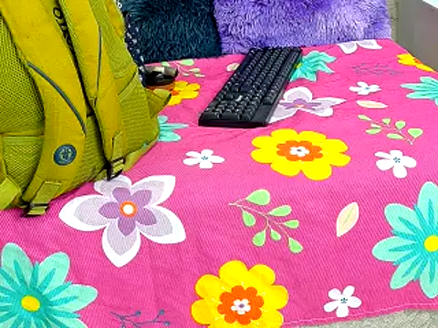 KarinaRows's cam snapshot