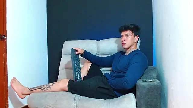 JUSTIN_FULLER1's cam snapshot