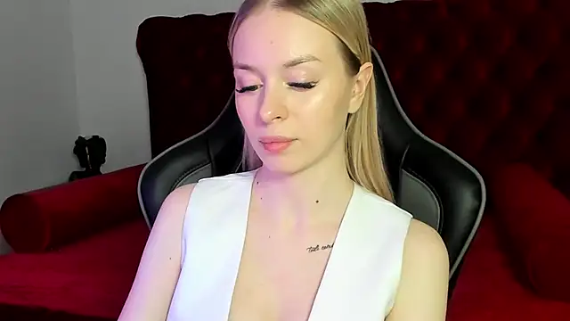 MiaGraces's cam snapshot