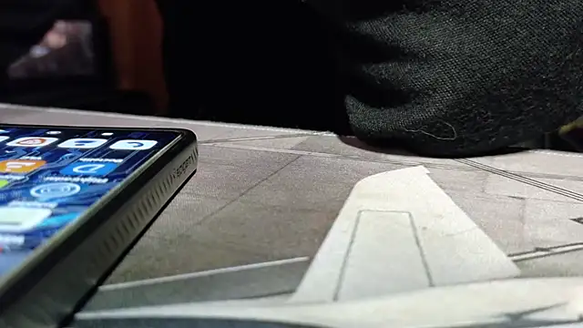 Chrisatmiami's cam snapshot