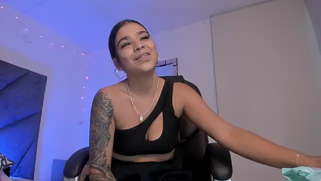 GiaFu's cam snapshot