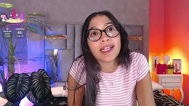 Tyla_Ks's cam snapshot