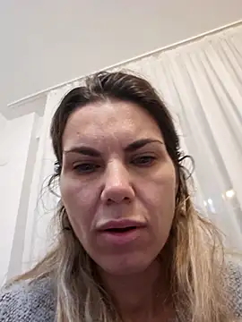 FeliciaKrige live sex cam