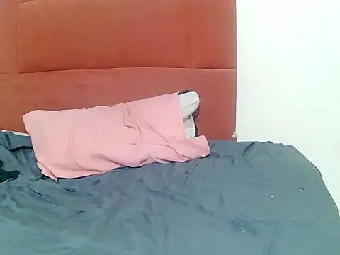 FreakyMamasita's cam snapshot