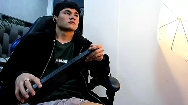 roan_birkin live sex cam