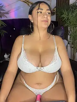 michell_boobs_ live sex cam