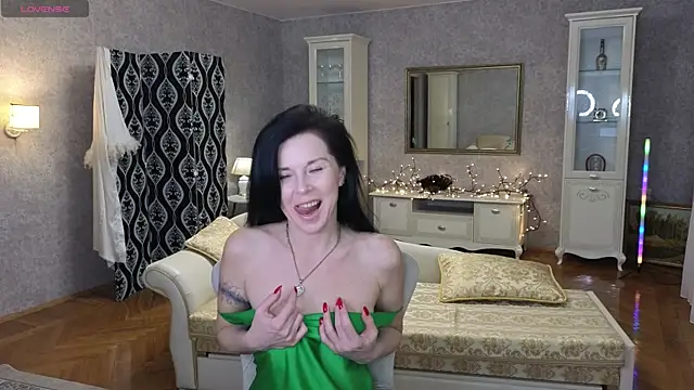 LinaJoy's cam snapshot