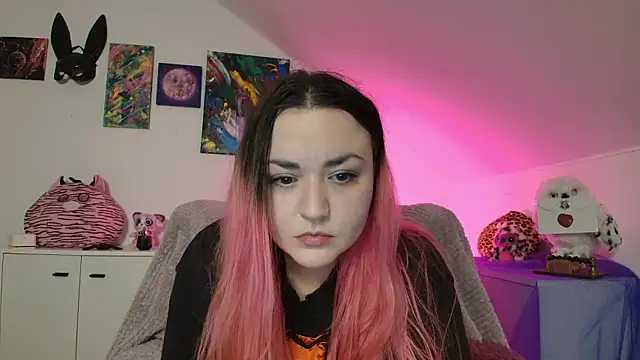 PinkHurricaneOfficial's cam snapshot