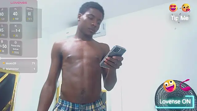 NoahJhonson69's cam snapshot