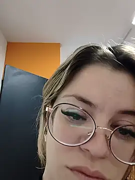 gisequeen live sex cam