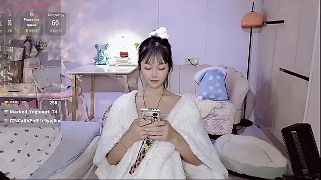 Coral_888's cam snapshot