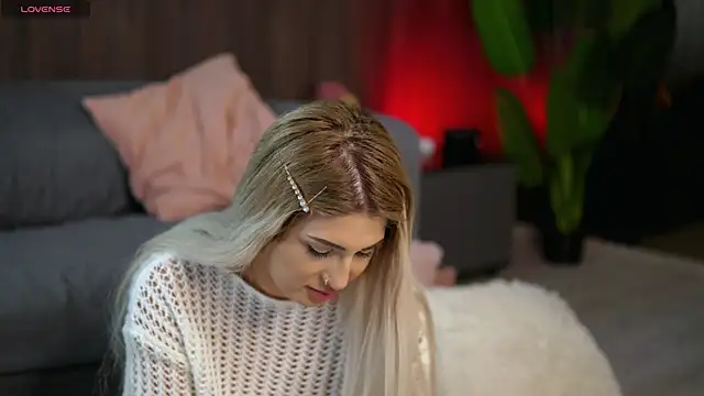 AuroraSins's cam snapshot