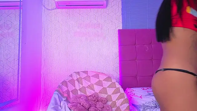 ebony_petite-69's cam snapshot