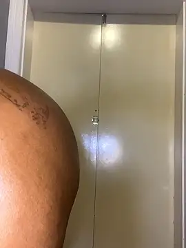 BADFATASS85 live sex cam