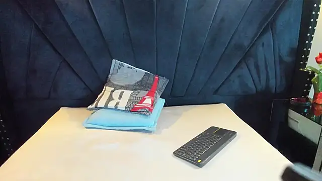 Xanderr_owen2 live sex cam