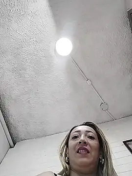 DanaMontana live sex cam