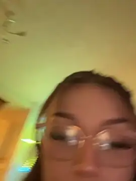 shweetone's cam snapshot