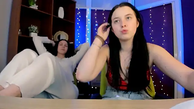 mira_vibe live sex cam