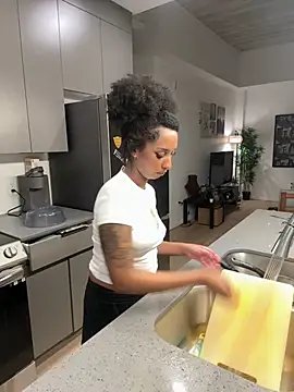 Your_Paris live sex cam