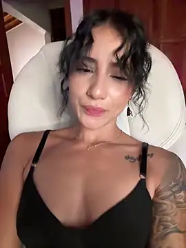 Ale_Lewis live sex cam