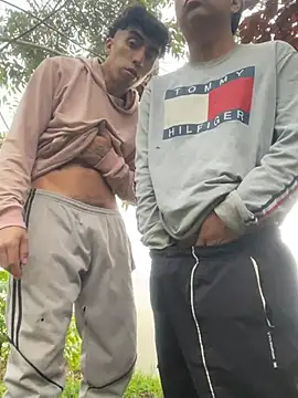 sky-wolves live sex cam