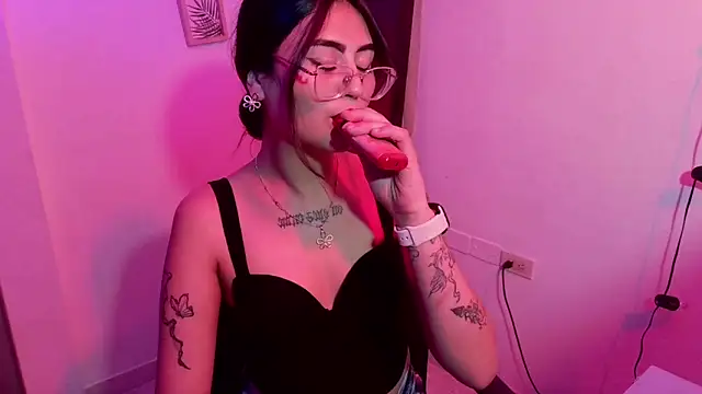 isa_bunny18's cam snapshot