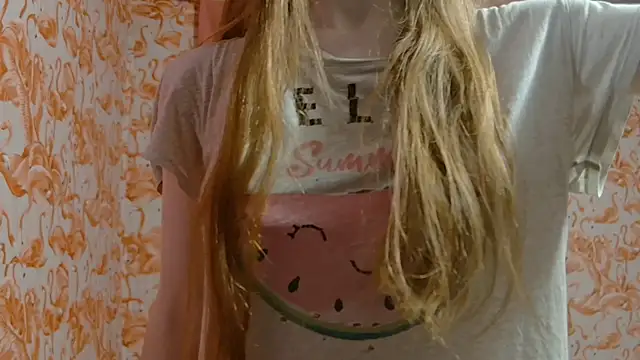 shelikessoymilk live sex cam