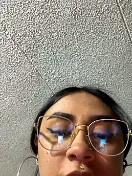 michell_boobs_ live sex cam