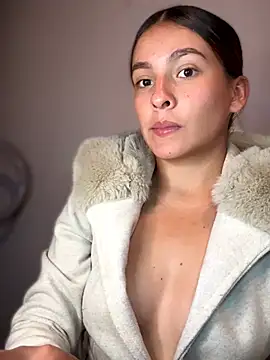 Talia_Bonet live sex cam